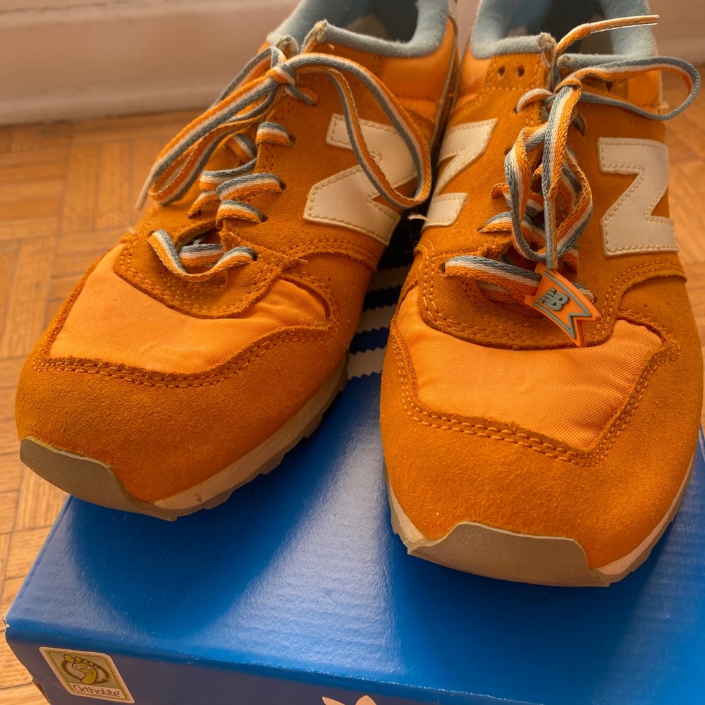 New Balance Sneaker - Picture 4 of 4